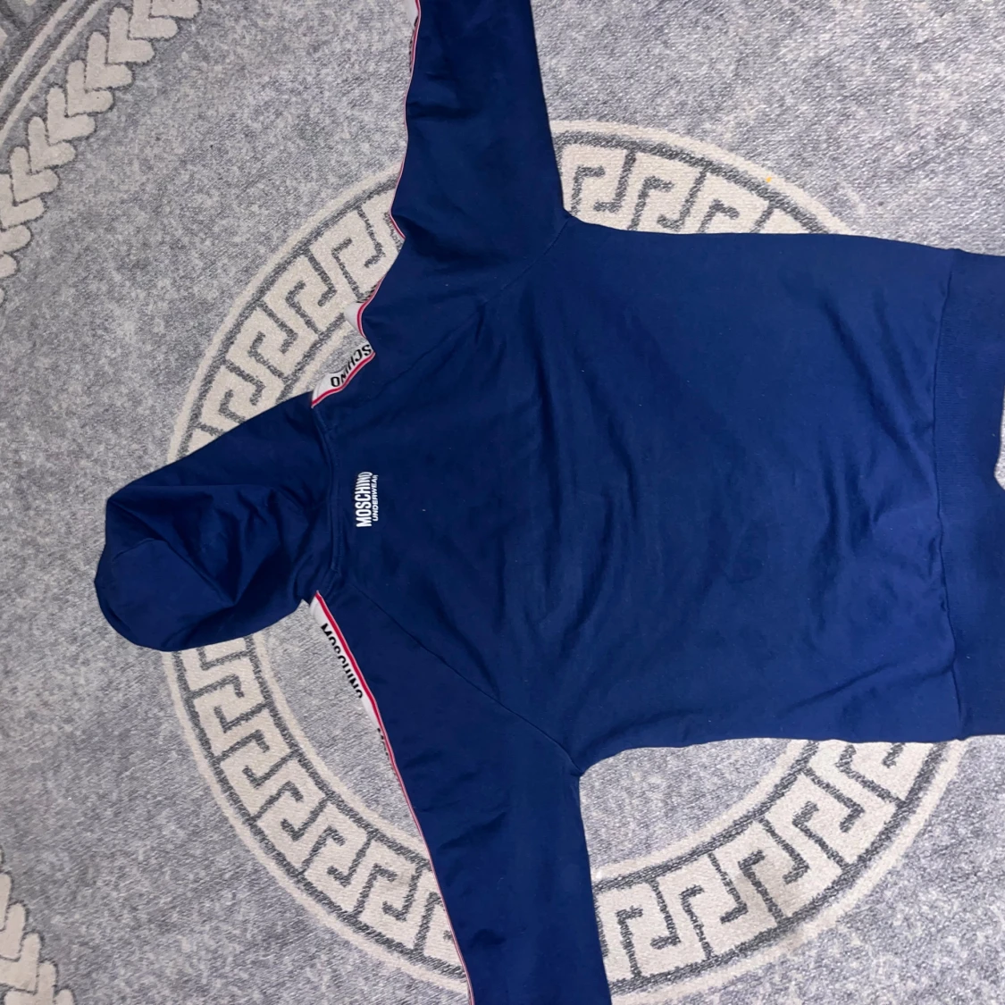 Marinblå Moschino hoodie med dragkedja - 2