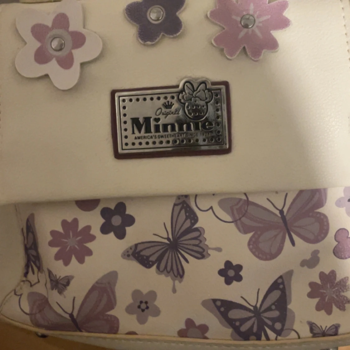 Vintage Minnie Mouse-väska med fjärilar och blommor - 2