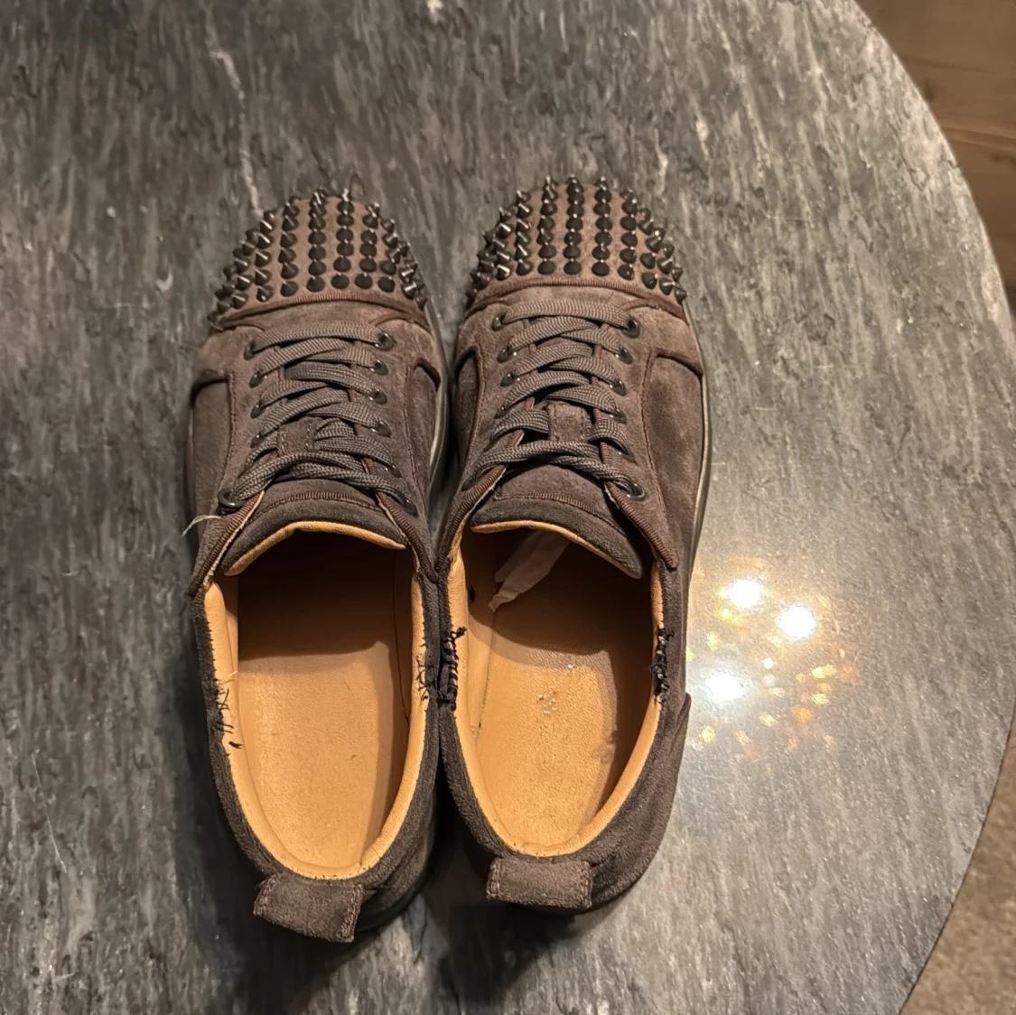 Christian Louboutin sneakers med nitar - 4