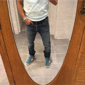 Replay jeans  - Ett par snygga byxor från Replay i storlek W33 L34 i modellen Jondrill 