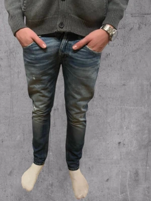 DonDup jeans - Dondup Jeans  Modell Mius Storlek w31 Modellen är 184cm 10/10 skick- fabrik slitningar ej defekter Pris går att diskutera 🤝 Hör av er vid frågor:)