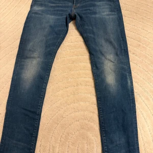 G star Raw jeans - G star Raw jeans | säljes då de är för stora | stl 35/34 ~ passad 34/34 | skick~ 9/10 Inga defekter | pris~ 349kr.