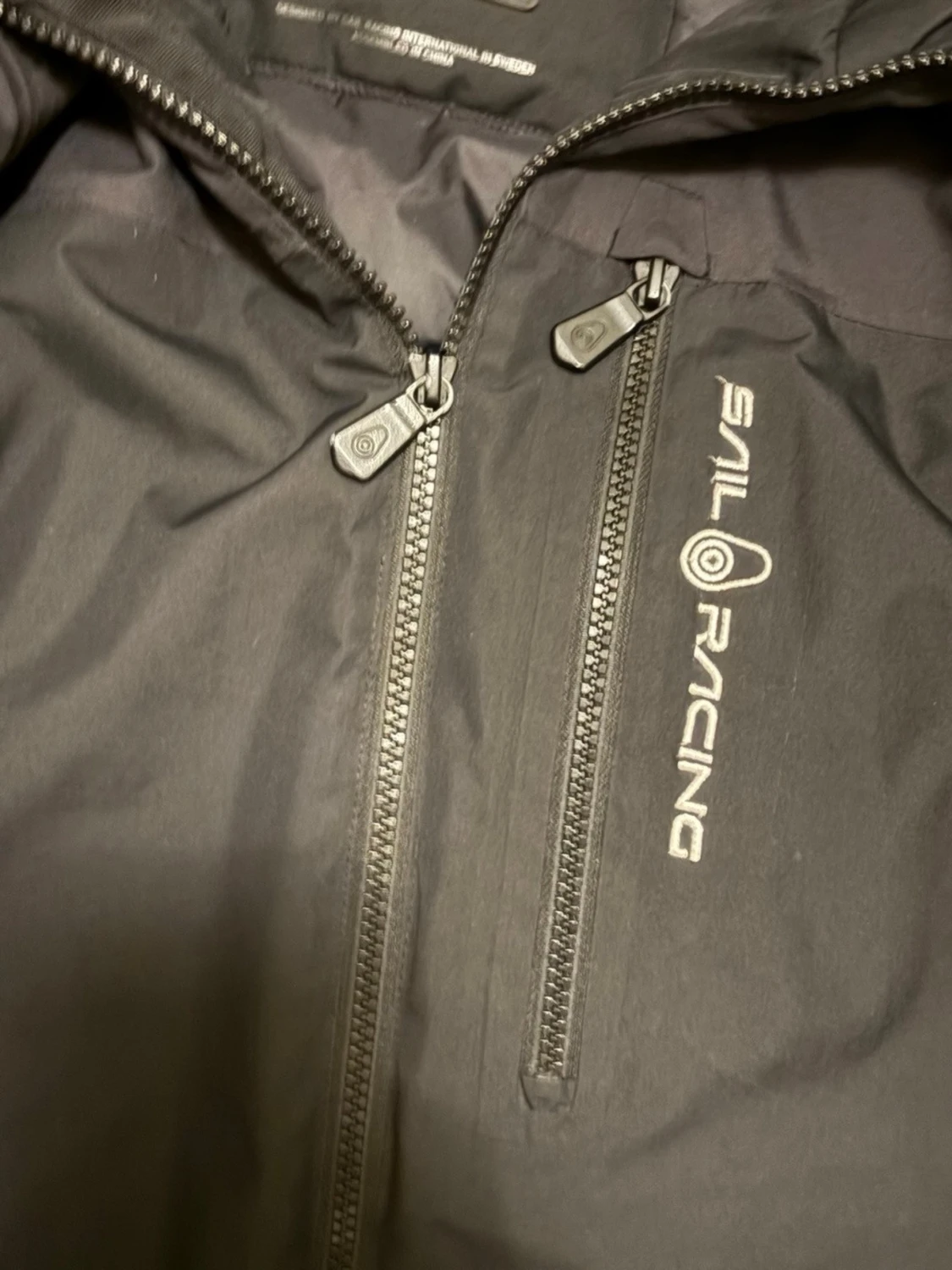 Svart Sail Racing jacka med huva - 2