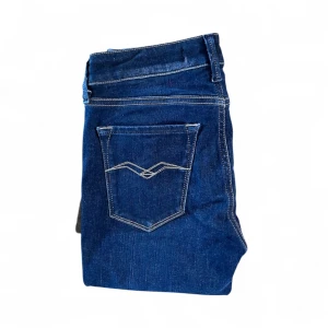 Replay Jeans - Galet feta replay jeans | tvärfet färg | väldigt eftertraktade | skick 8/10 | storlek: W27 | kan gå ner i pris vid snabb affär‼️| kom gärna med bud och hör av dig vid minsta lilla fråga😁✌️