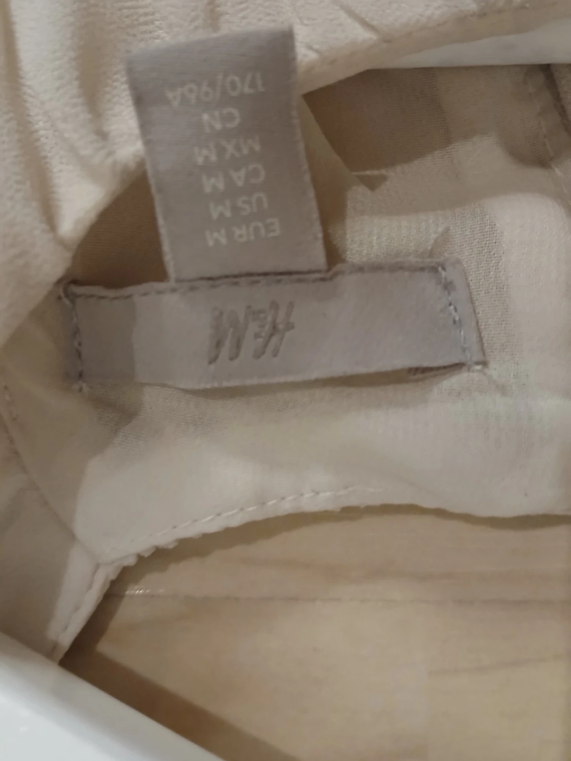 Beige plisserad långklänning H&M - 2