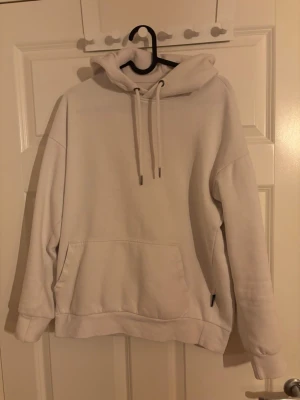 Vit hoodie  - Storlek s-xs