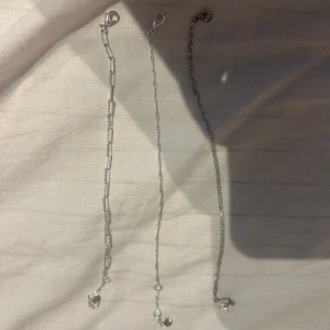 Tre st armband (Silverplätterade) - 3 st armband från samma set, de är Silverplätterade och stilrena