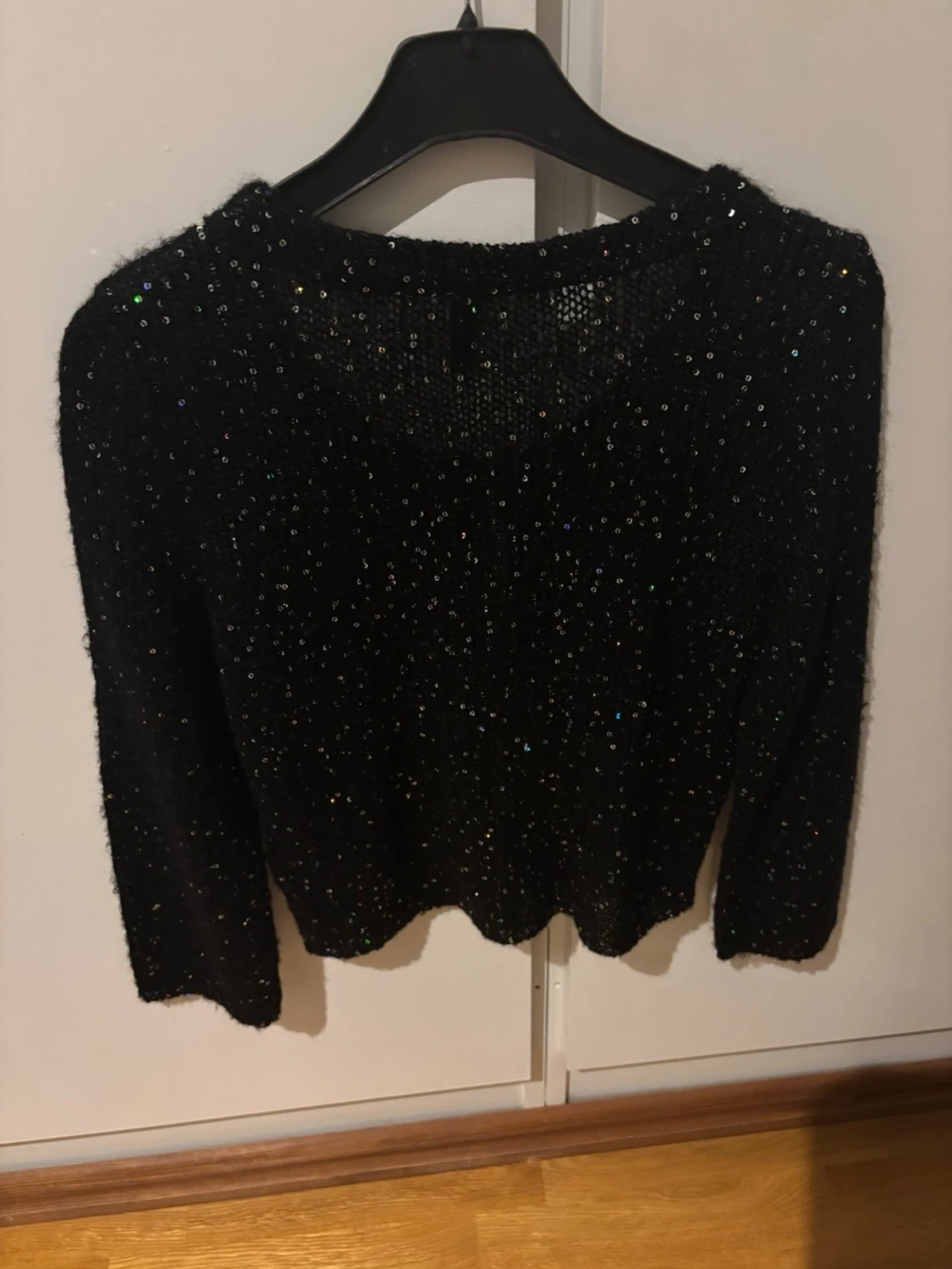 Svart glittrig kofta från Divided H&M - 3