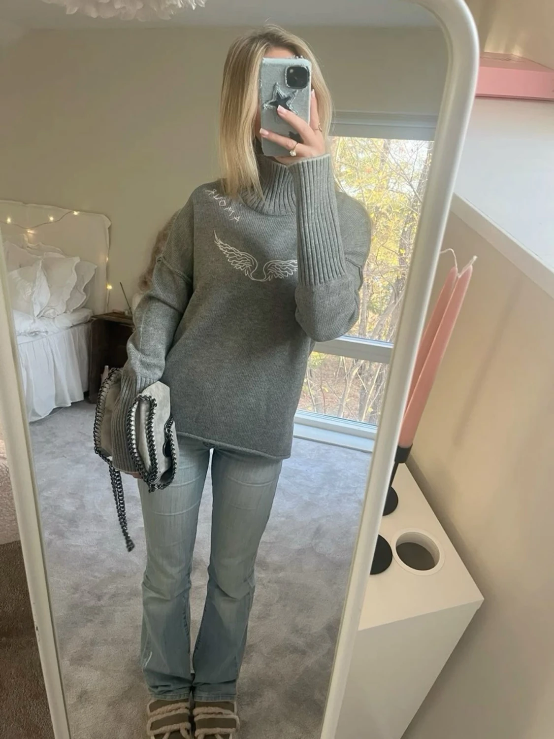 Grå axelväska från bpc Selection