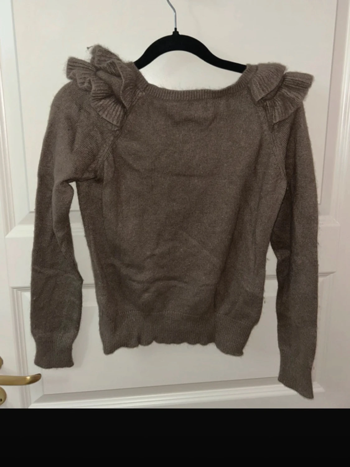 Beige stickad tröja med volang H&M - 3