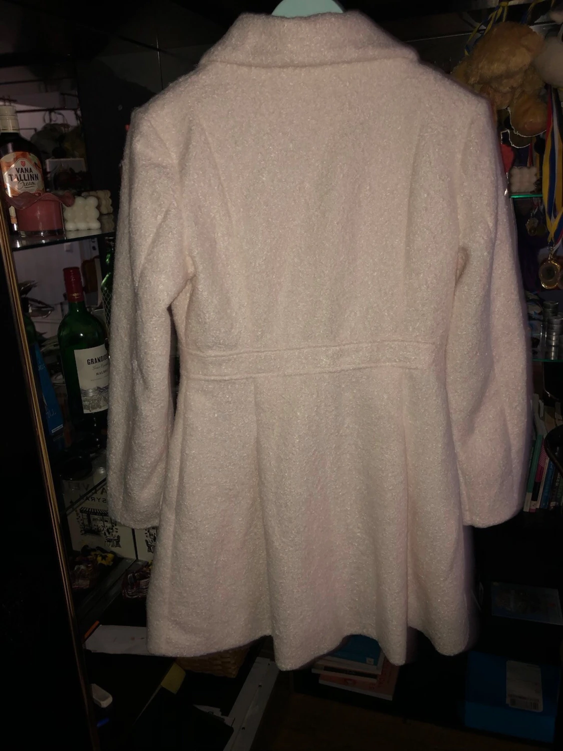 Vit teddyjacka med pärlknappar - 4