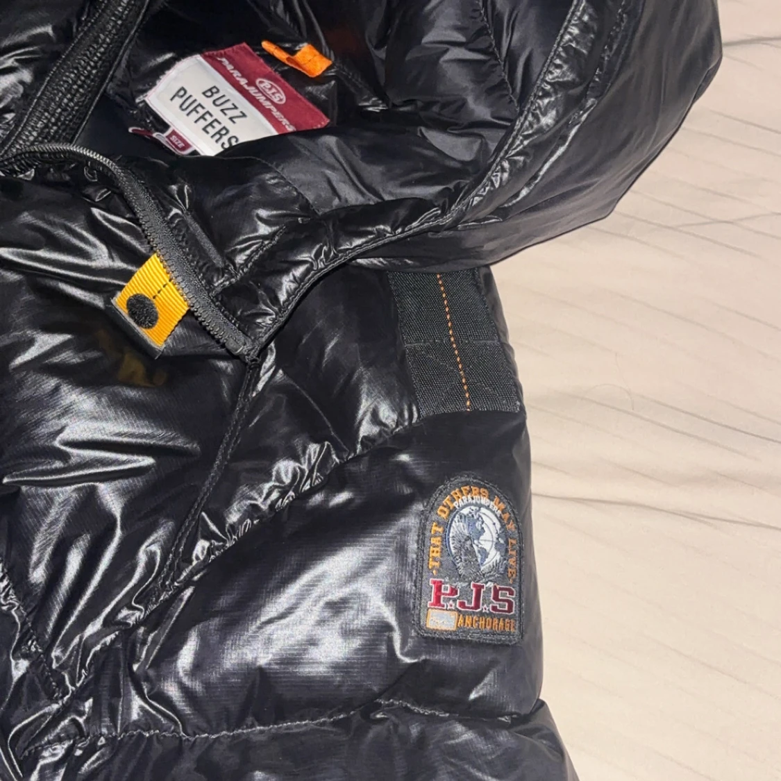 Svart pufferjacka från Parajumpers - 1