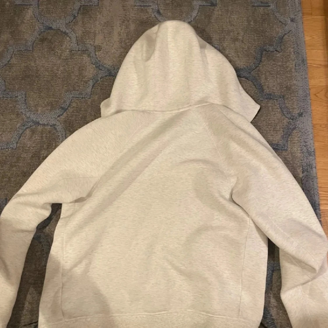 Nike ljusgrå hoodiejacka med dragkedja - 2
