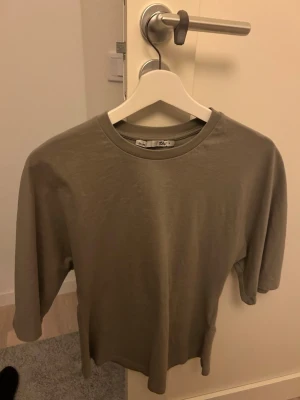 Lager 157 topp - Trendig Grön topp ifrån lager 157. 