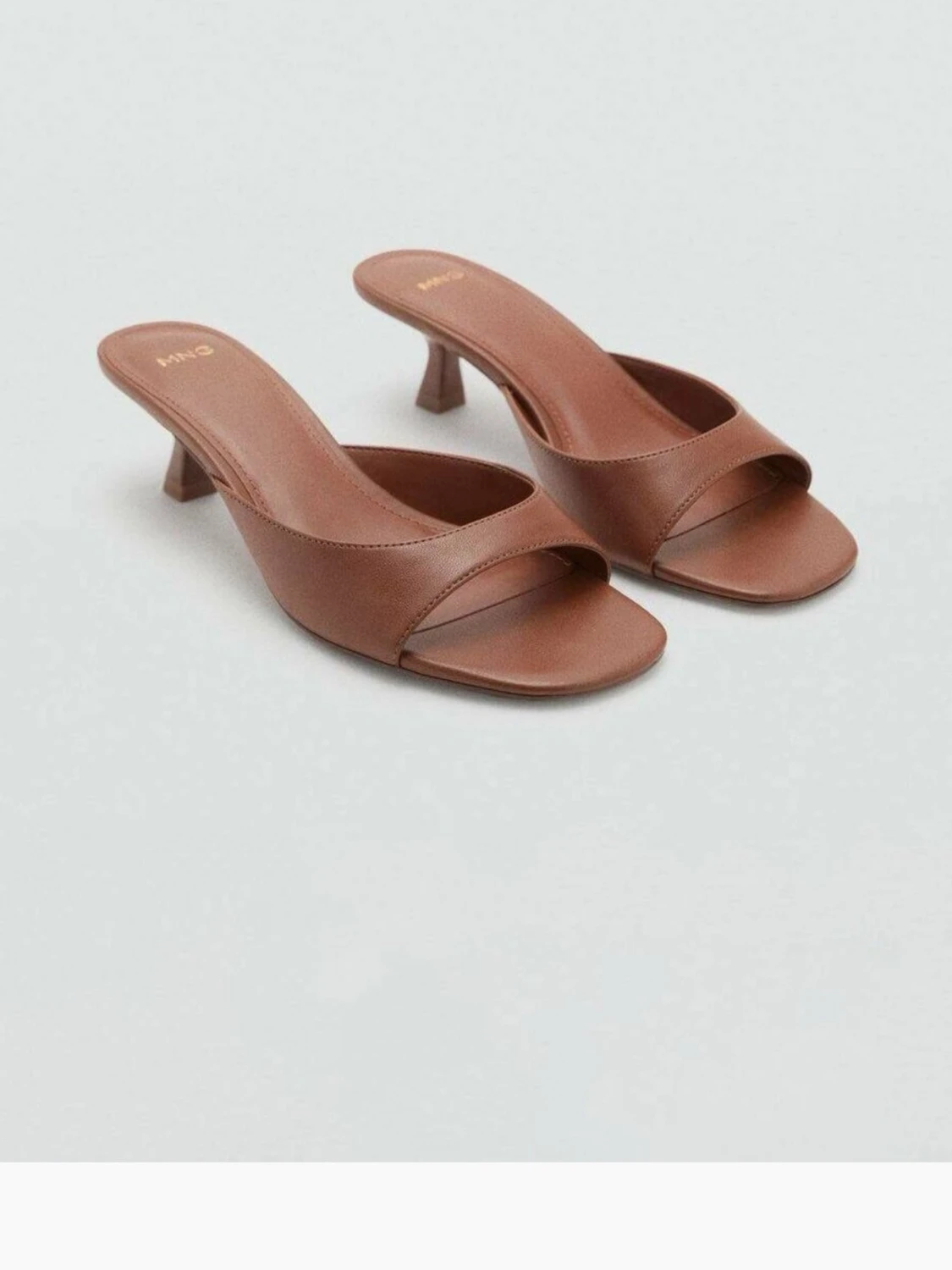Bruna sandaler med låg klack från Mango - 2