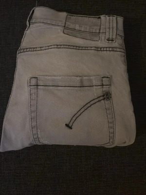 Dondup mius  - Dondup mius skick 7/10 