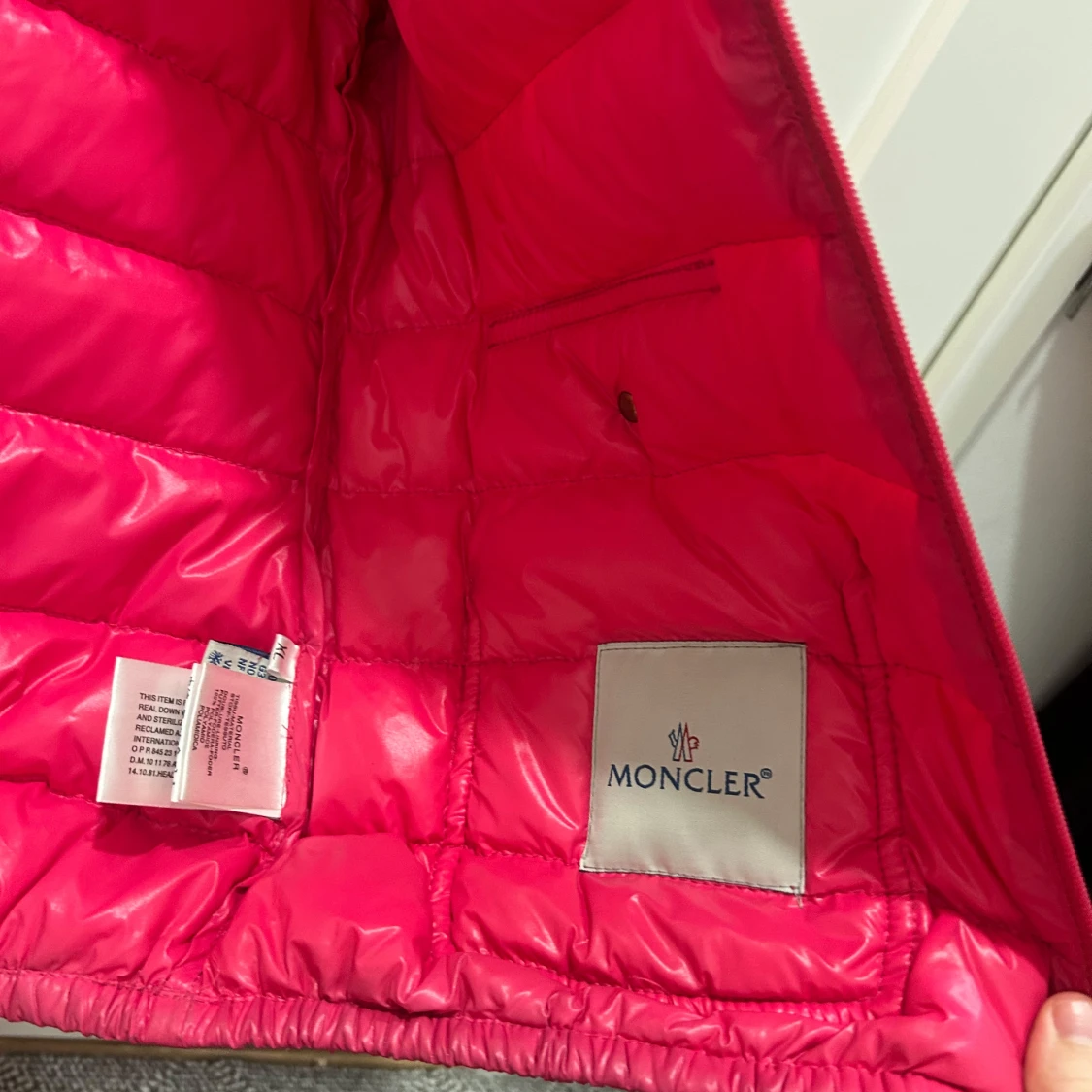 Rosa dunjacka från Moncler - 3