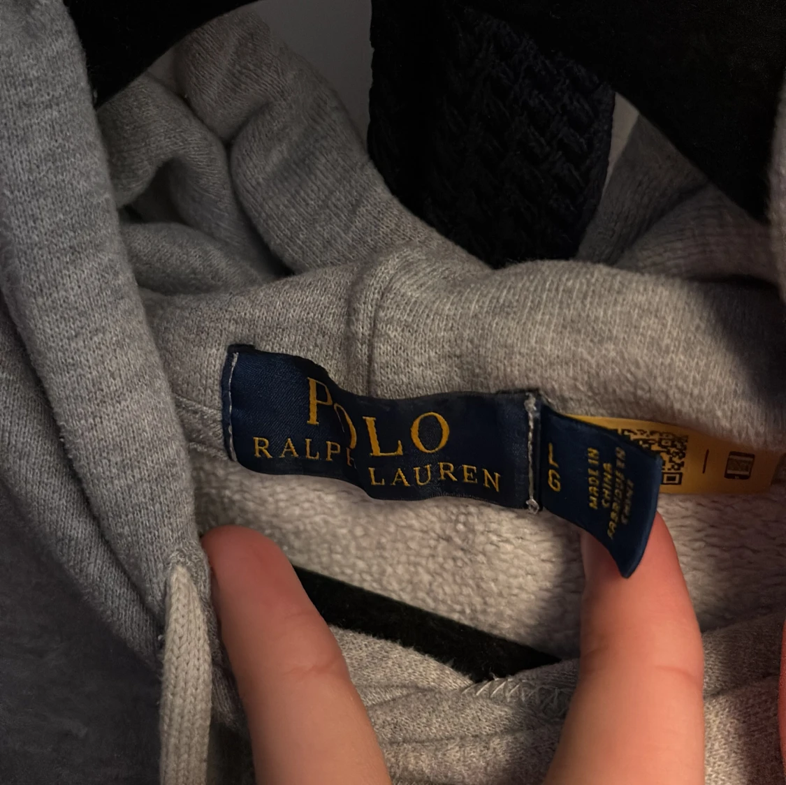 Grå hoodie från Polo Ralph Lauren storlek L - 2