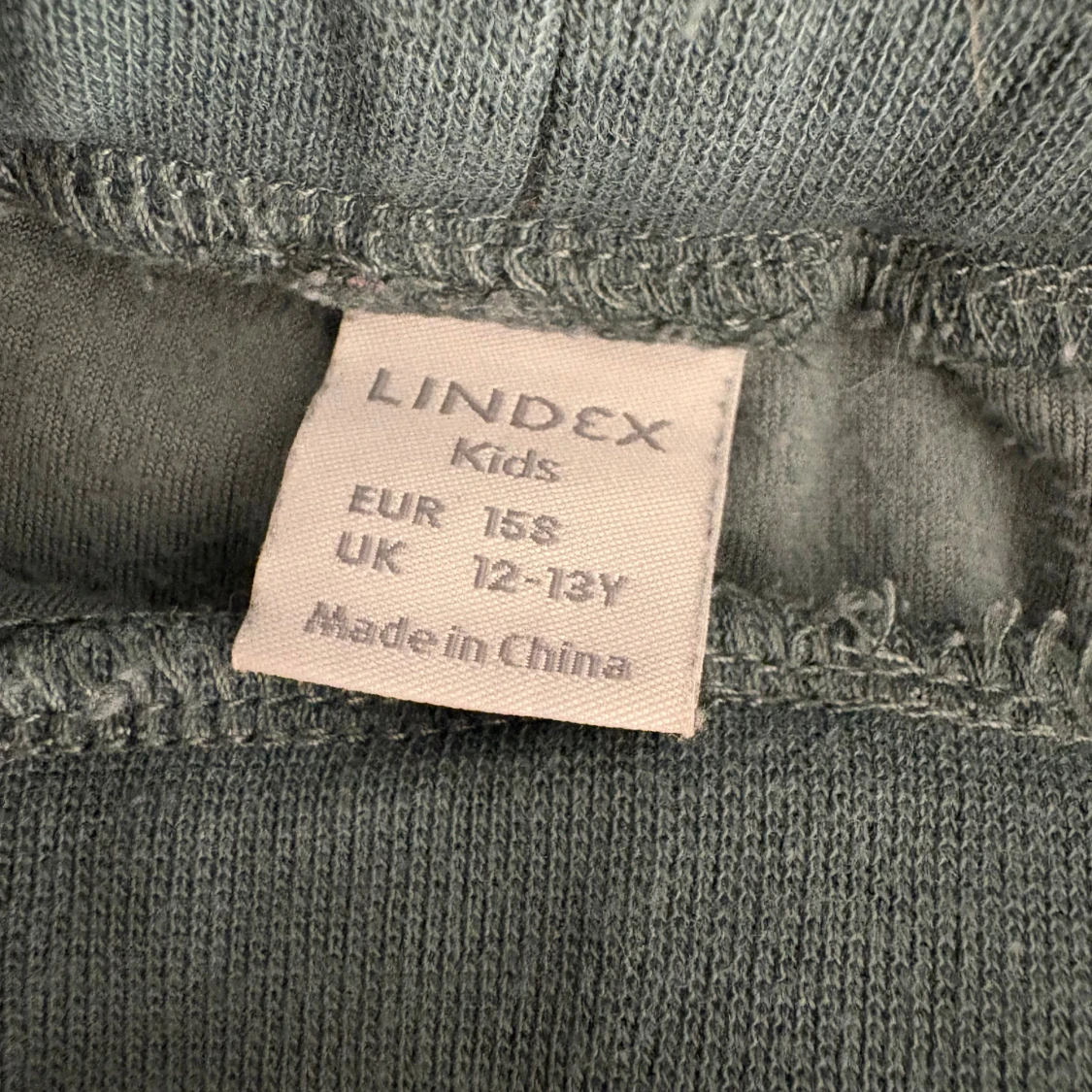 Grön mjukisbyxor från Lindex, stl 158 - 2