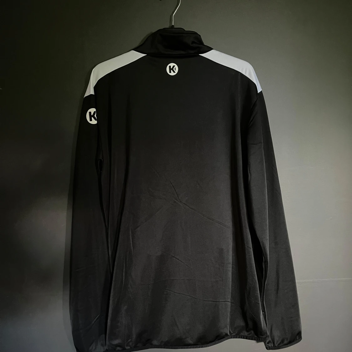 Svart träningsjacka från Kempa XL - 1