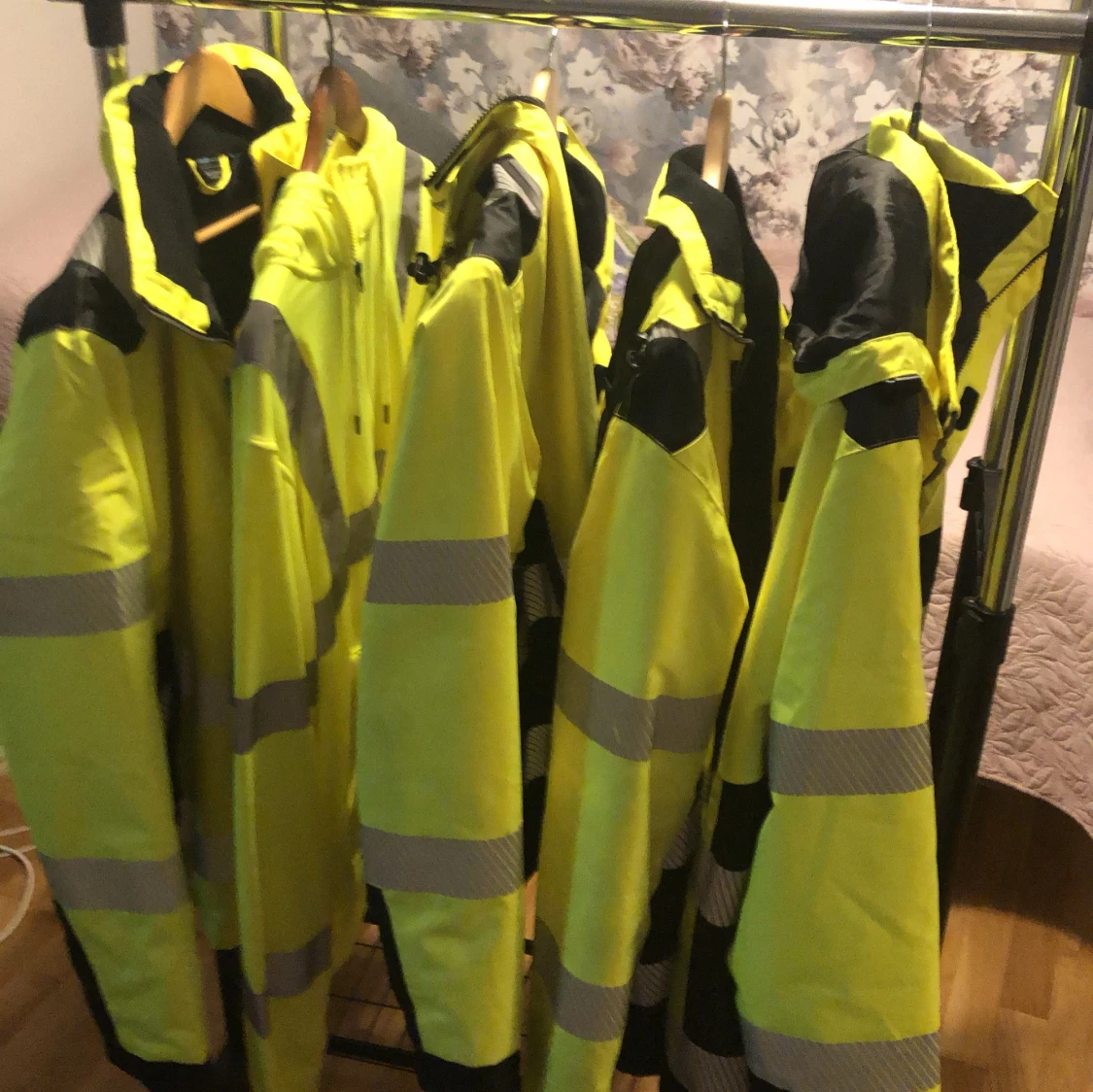 Gul reflexjacka från Bluewear