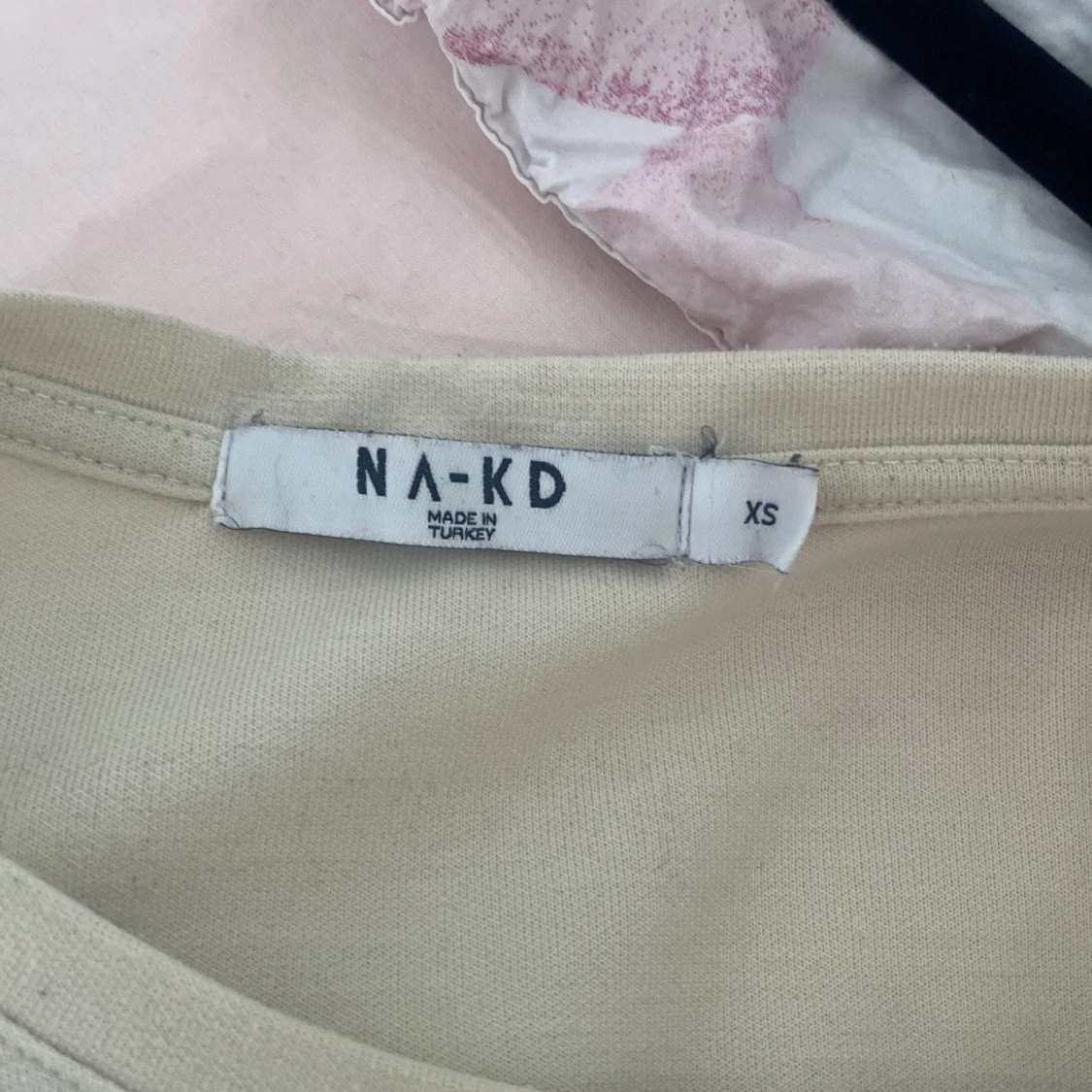 Beige topp från NA-KD i bomull - 2