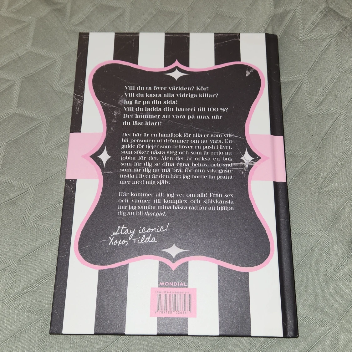 Stay Iconic: Överlevnadsguide för tjejer - 1