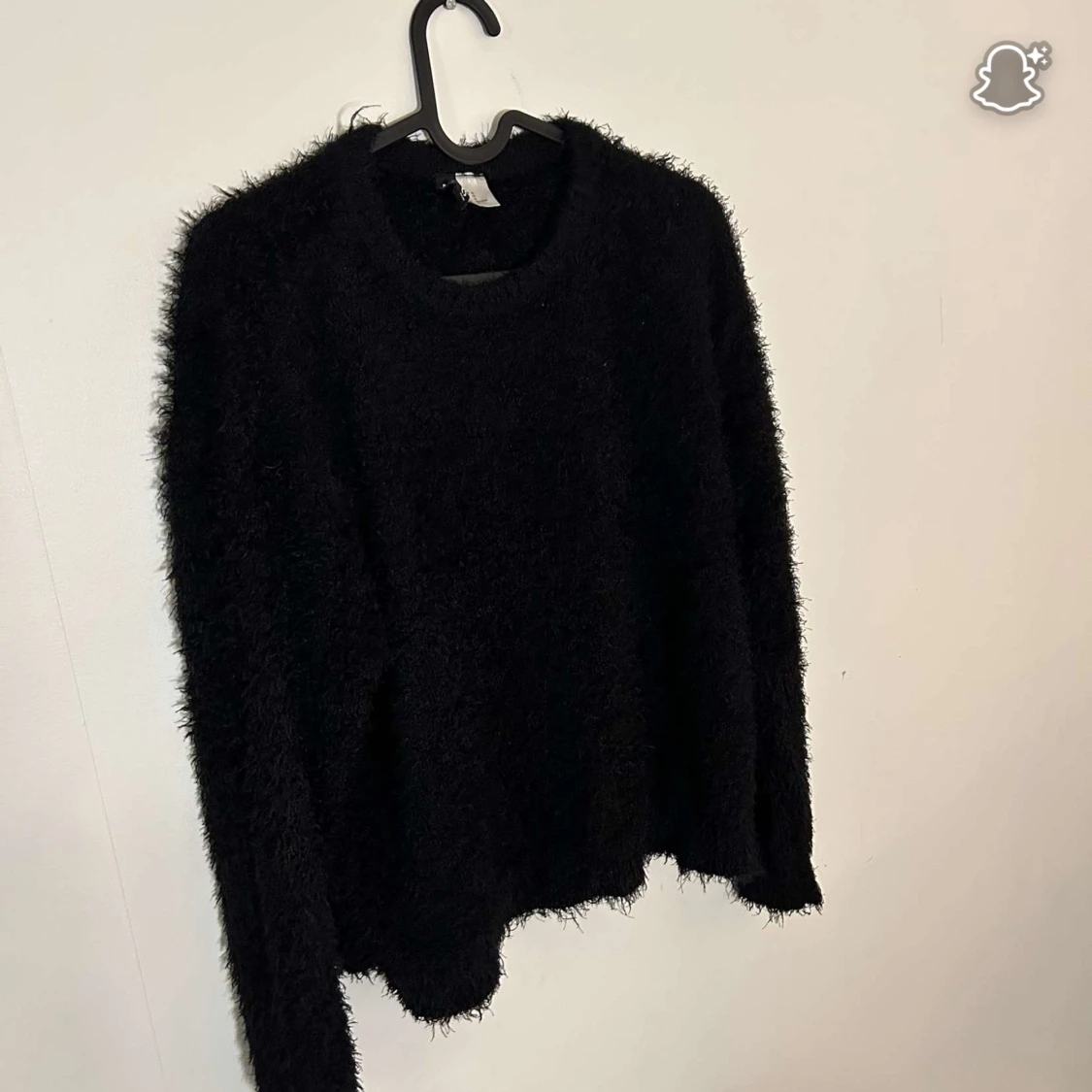 Svart fluffig stickad tröja H&M Divided