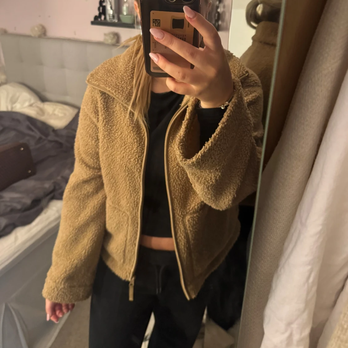 Beige teddyjacka med dragkedja  - 1