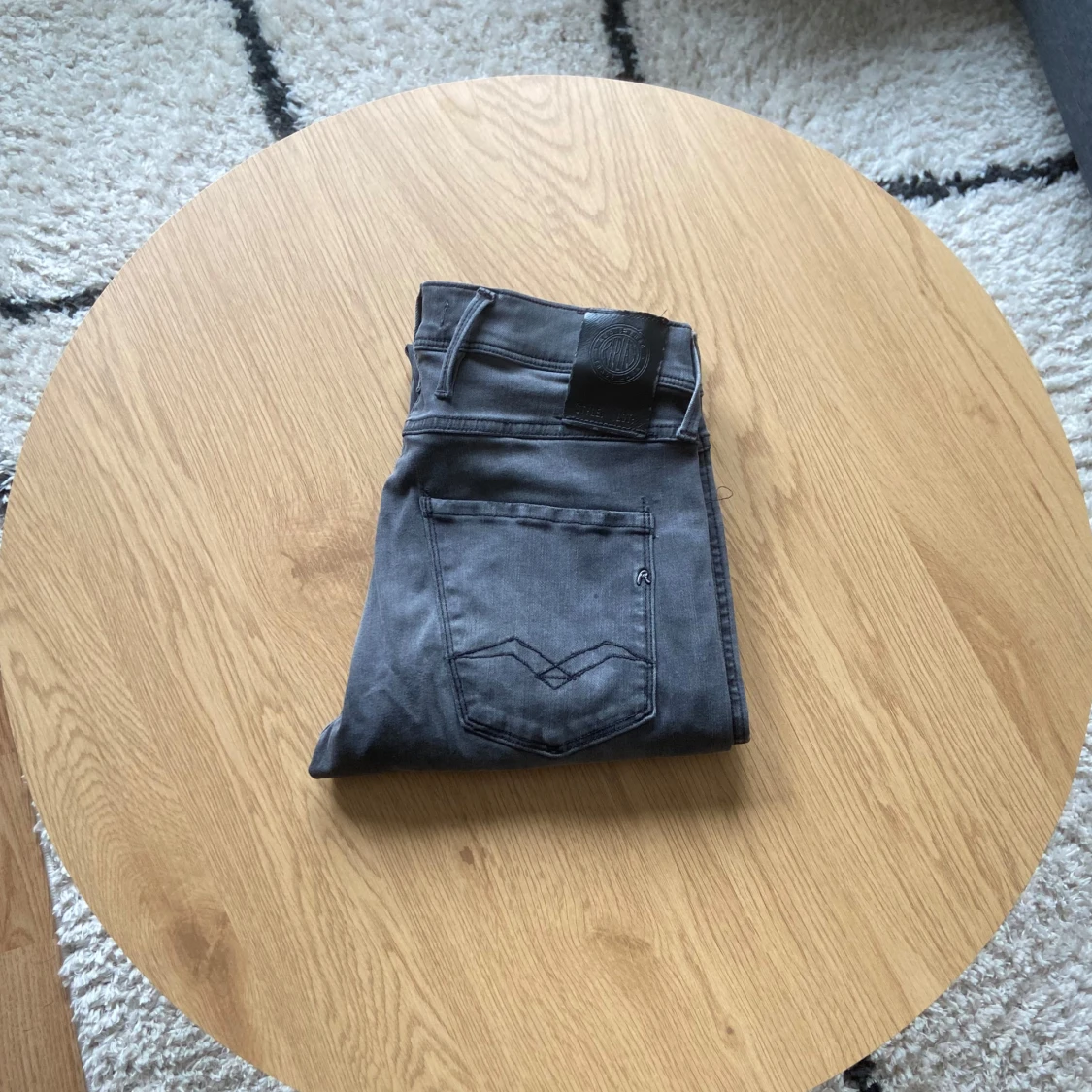 Mörkgråa Replay - 3