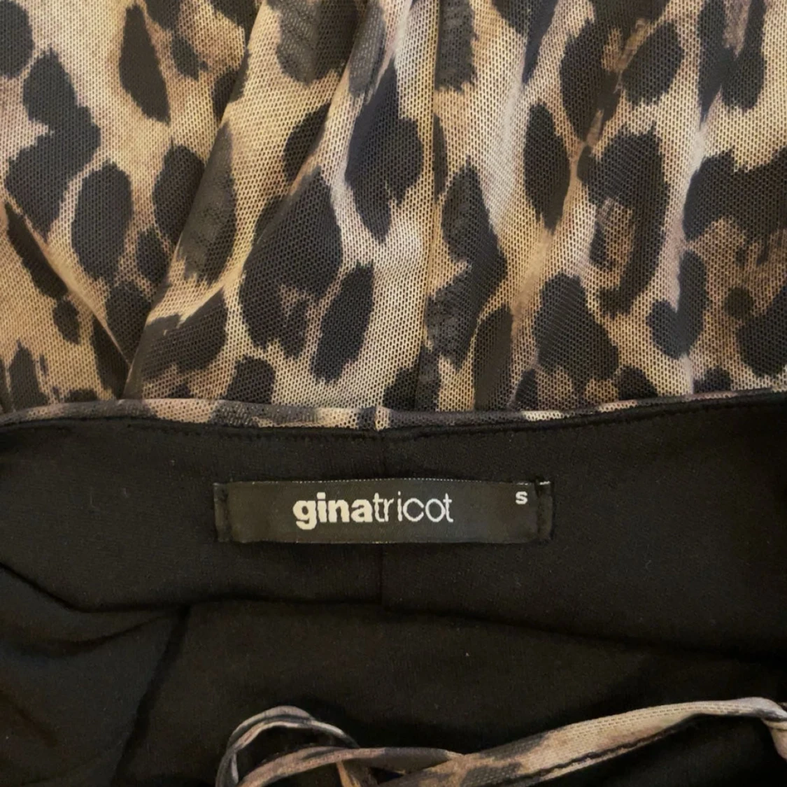 Leopardmönstrad klänning Gina Tricot - 2
