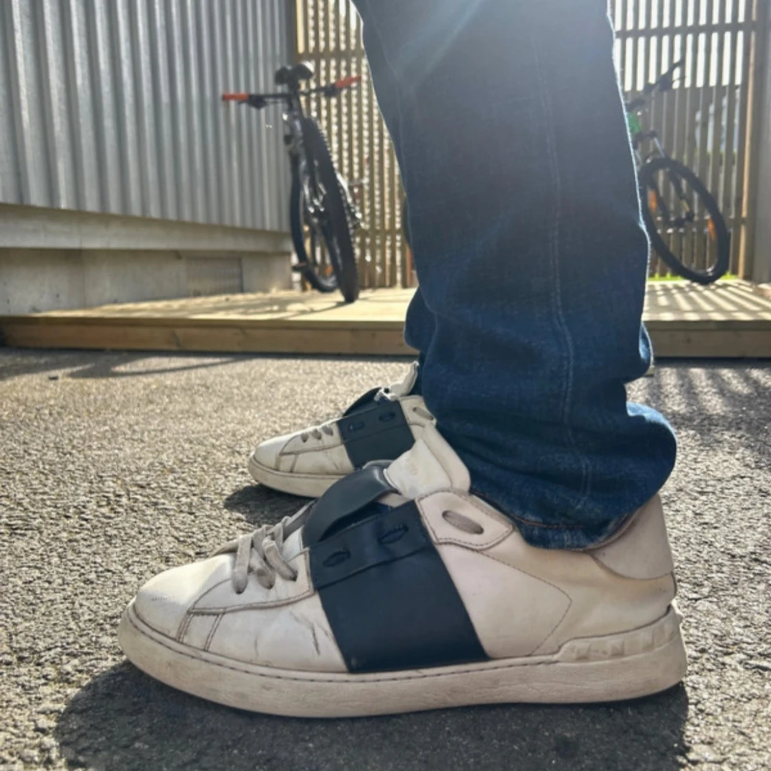 Valentino Open sneakers vit/blå strl 44