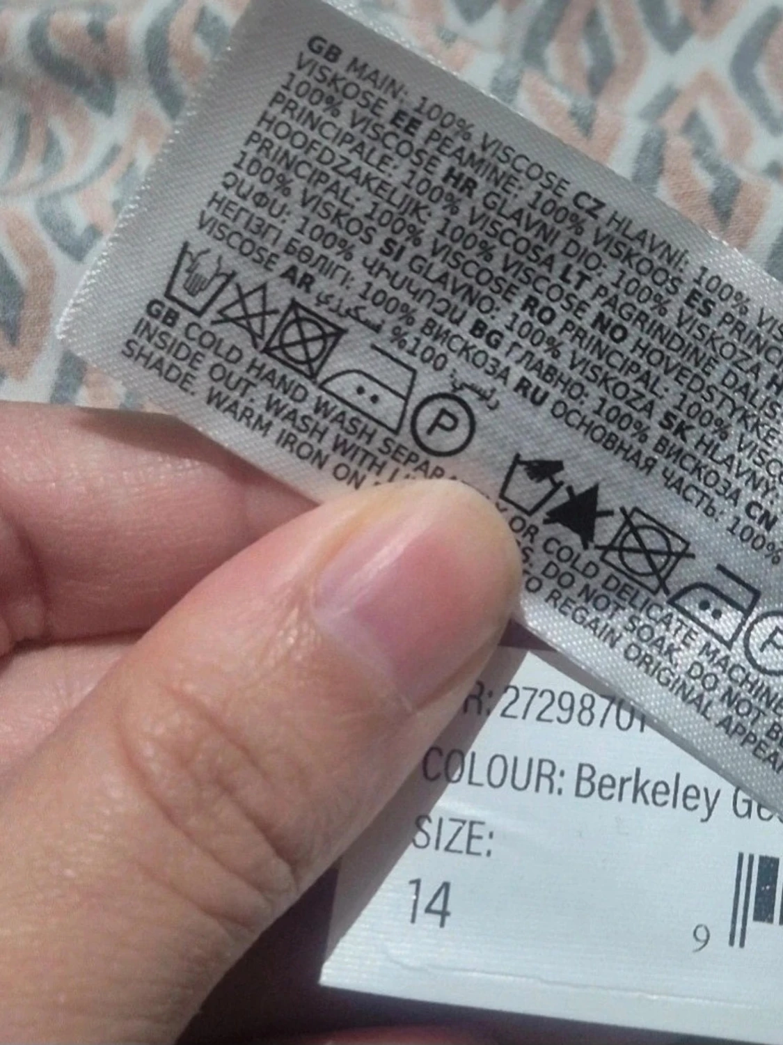 Mönstrad kortklänning från Forever New - 5