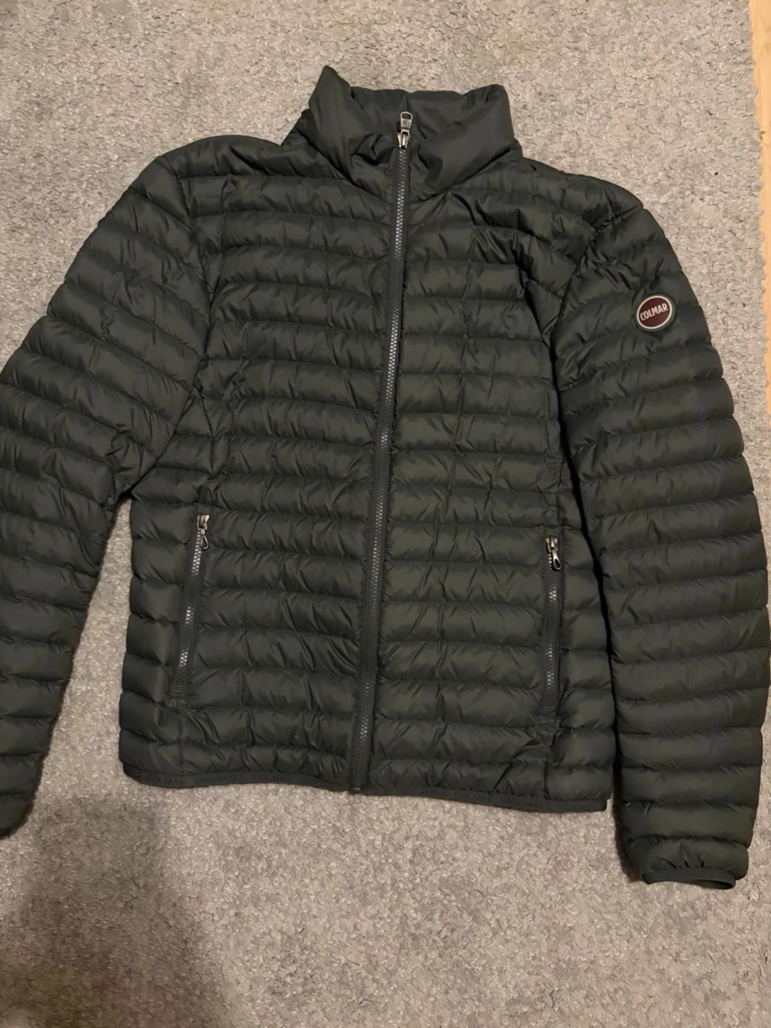 Olivgrön jacka från Colmar