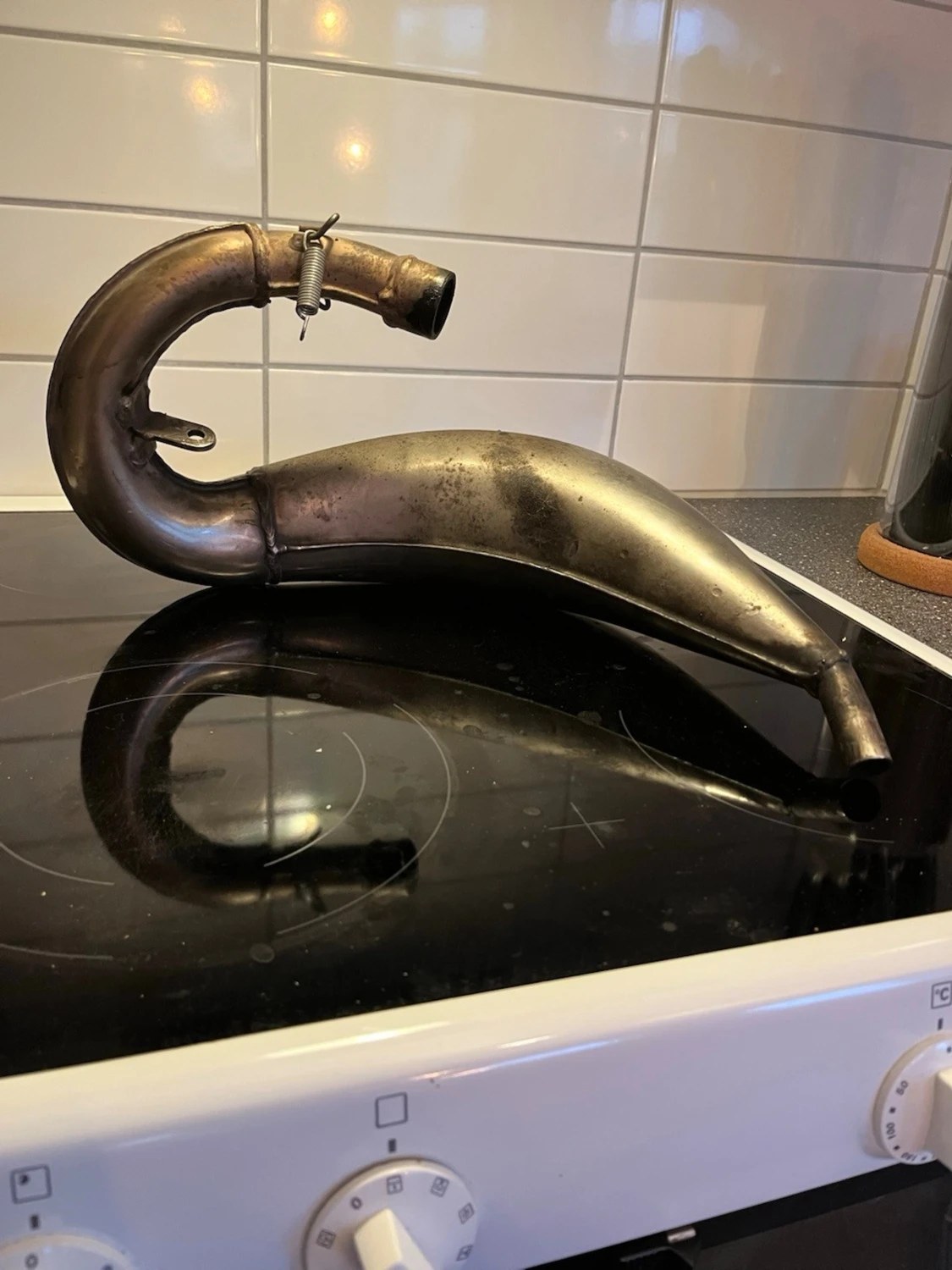 Avgasrör och munstycken 