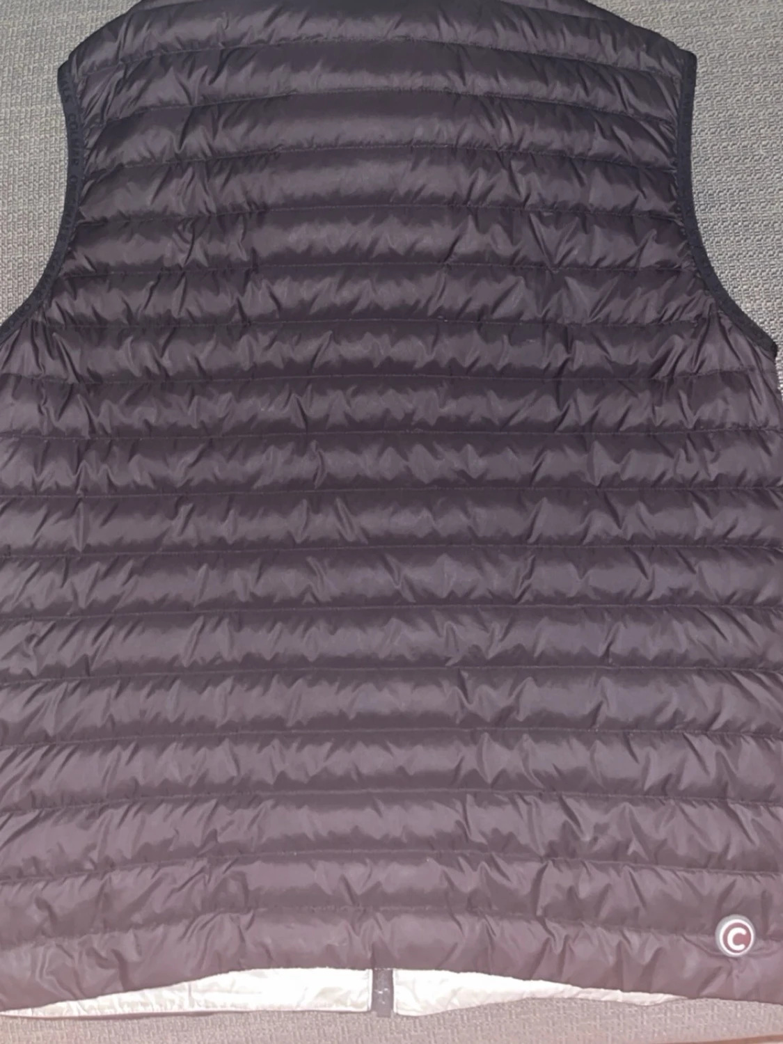 Svart dunväst från Colmar - 1