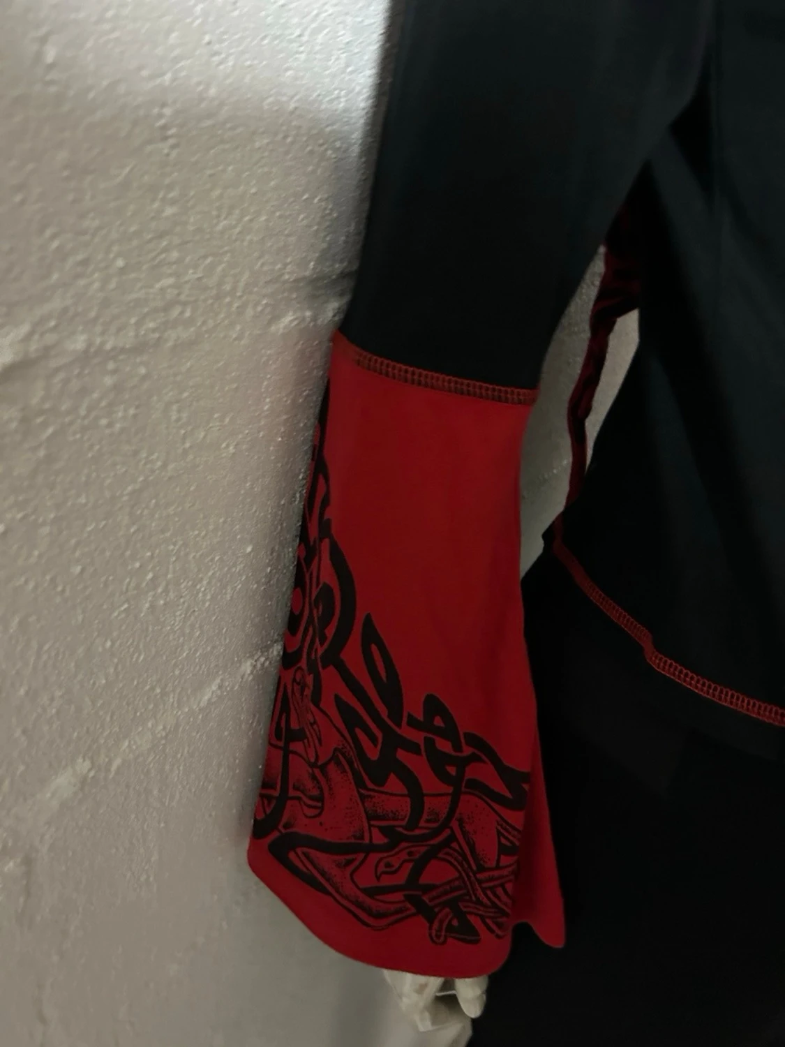 HUVJACKA med spetsig huva S - 2