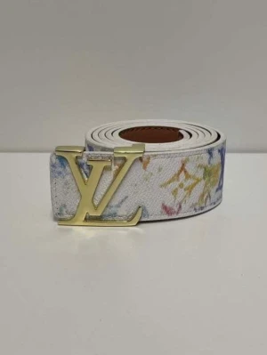 Lv bälte  - Fräscht 110cm/justerbart bälte.