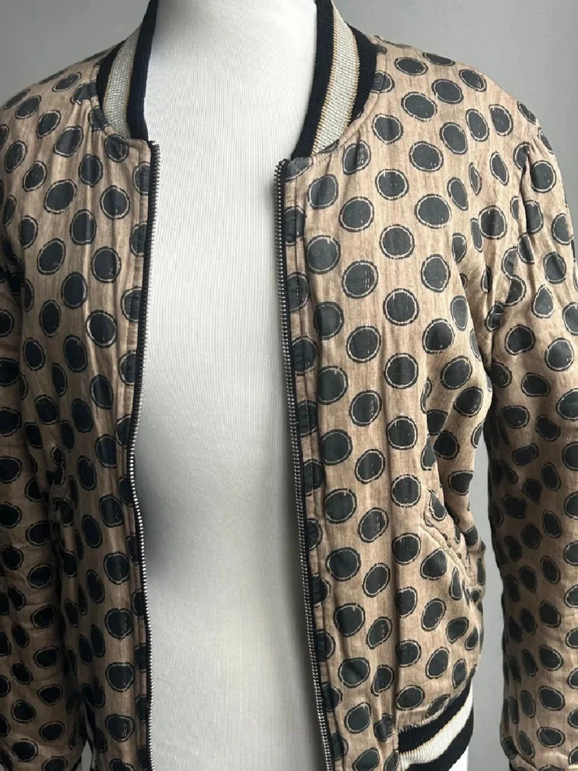 Prickig bomberjacka Isabel Marant