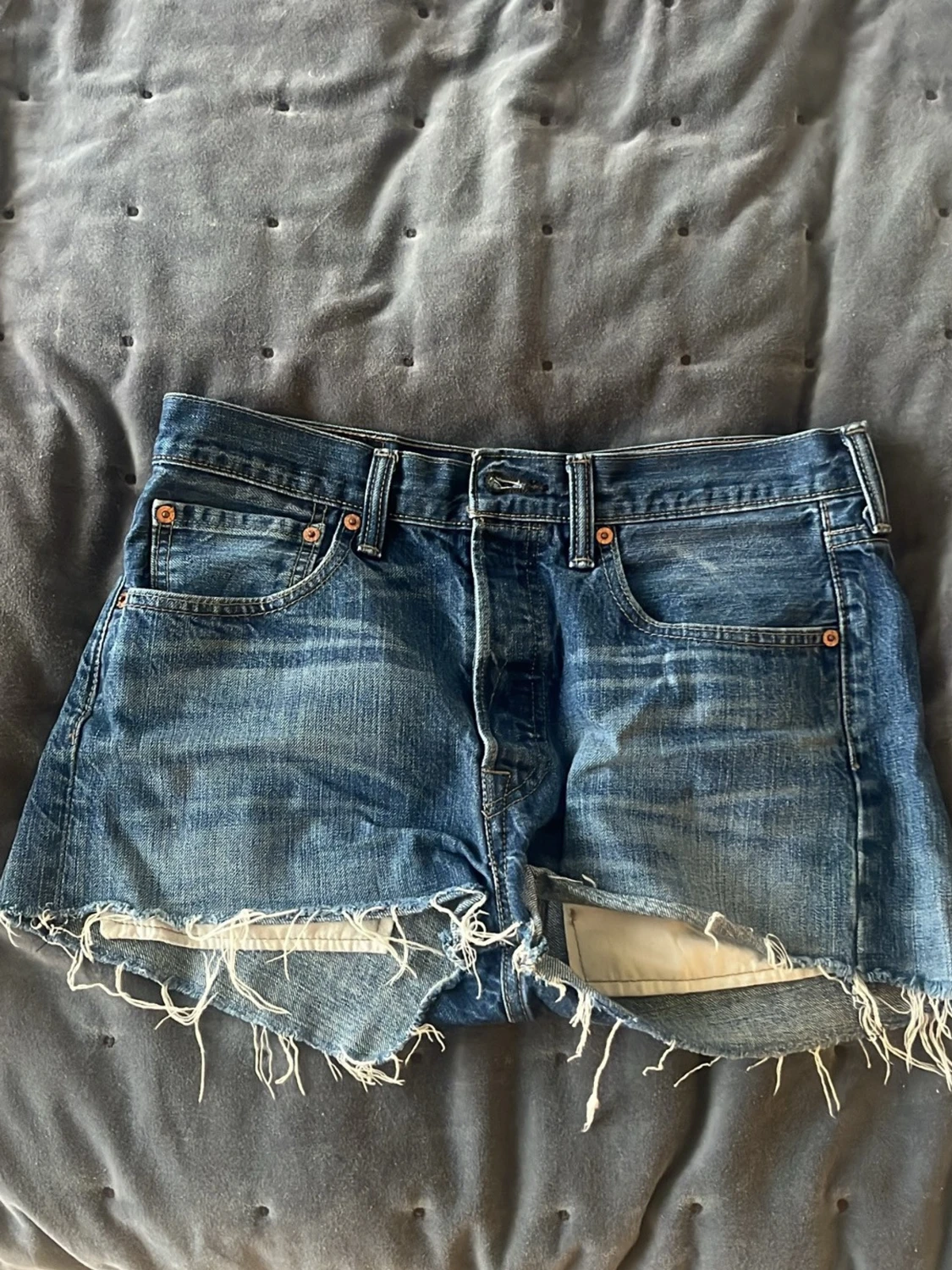 Levi's blå jeansshorts med fransar - 1