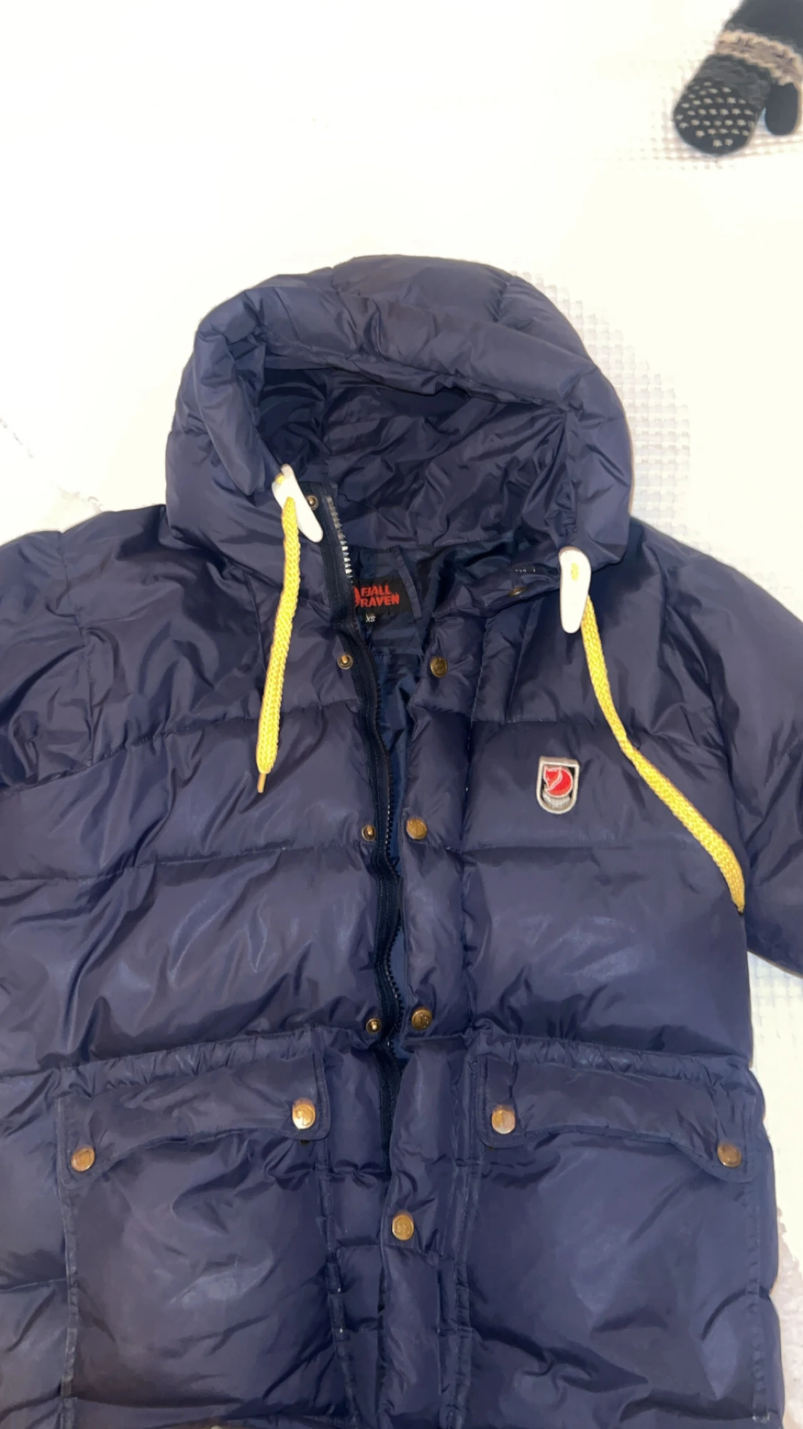 Mörkblå dunjacka från Fjällräven XS