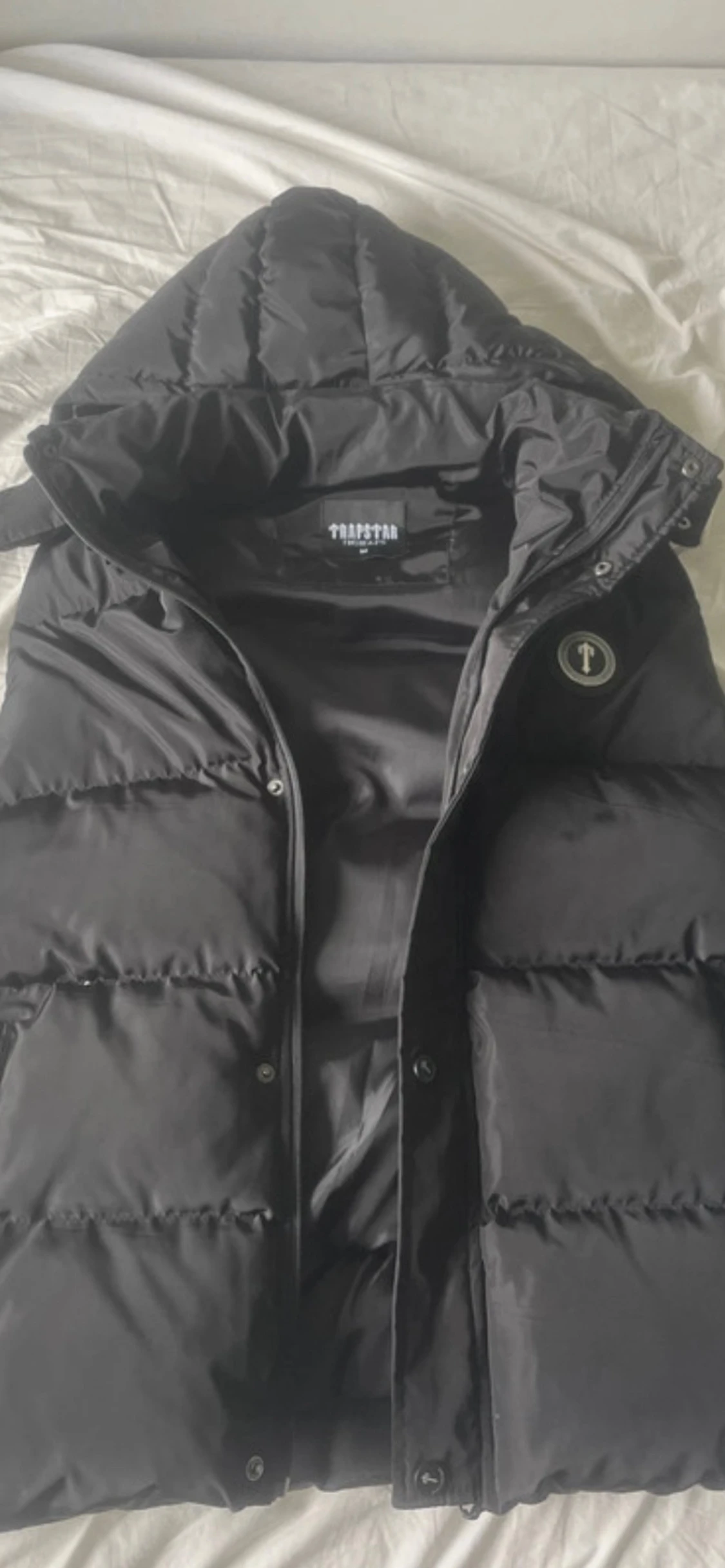 Svart puffervest från Trapstar