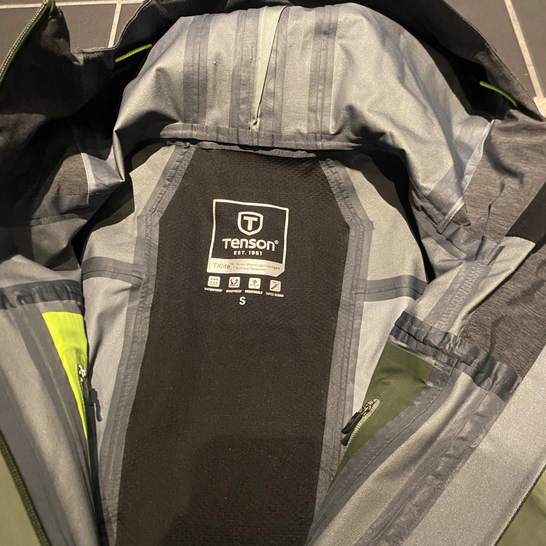 Tenson skidjacka - 2