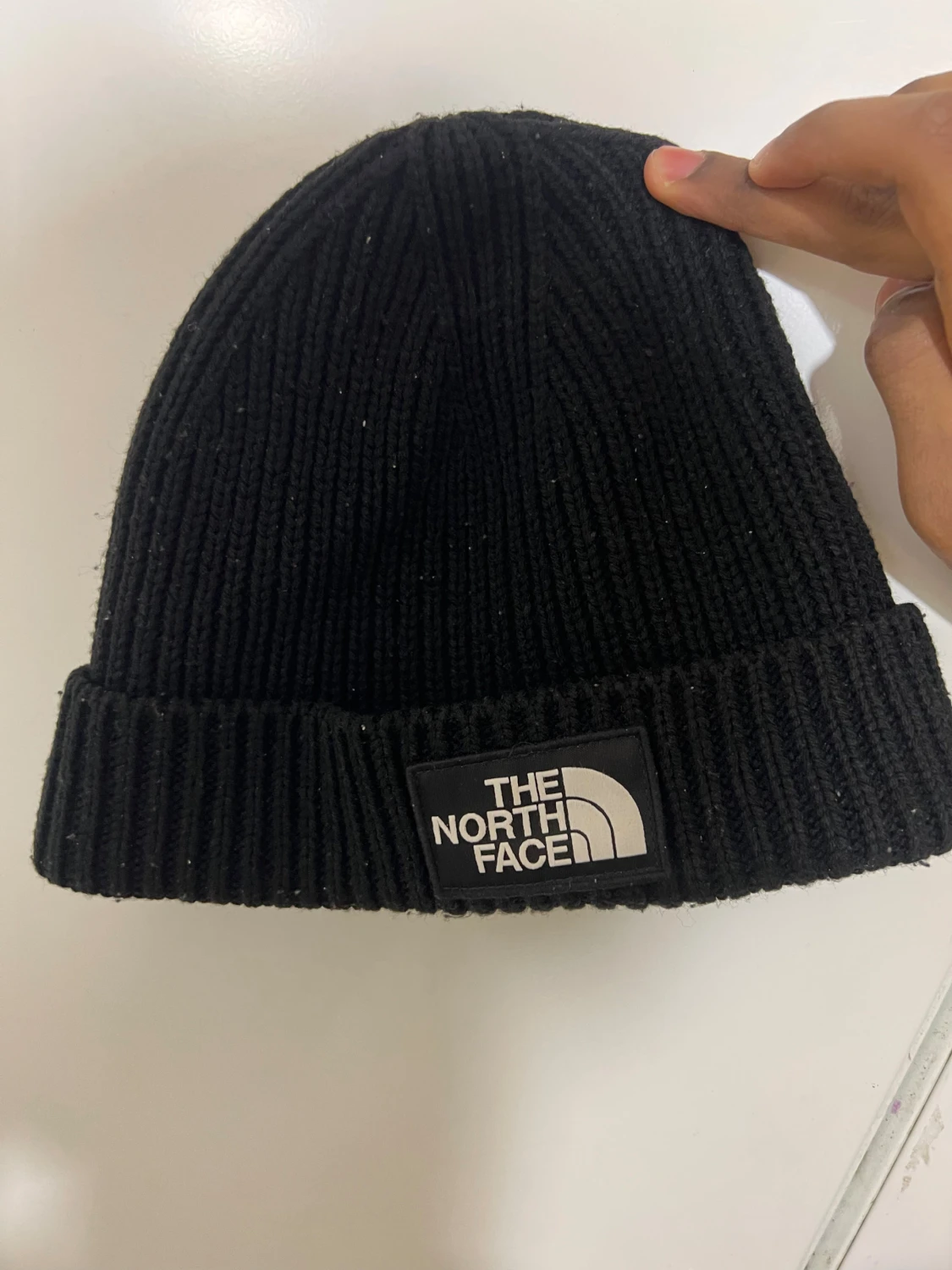 Svart ribbstickad mössa The North Face - 1