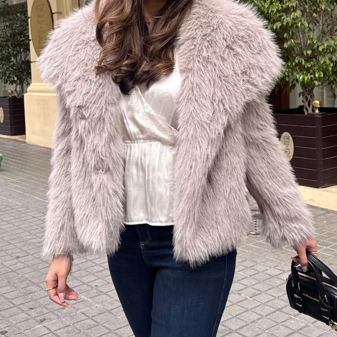 Beige pälsjacka - 1