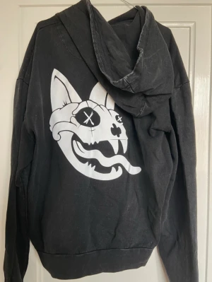 Lovejoy hoodie - Officiell merch. Nästan inte använd