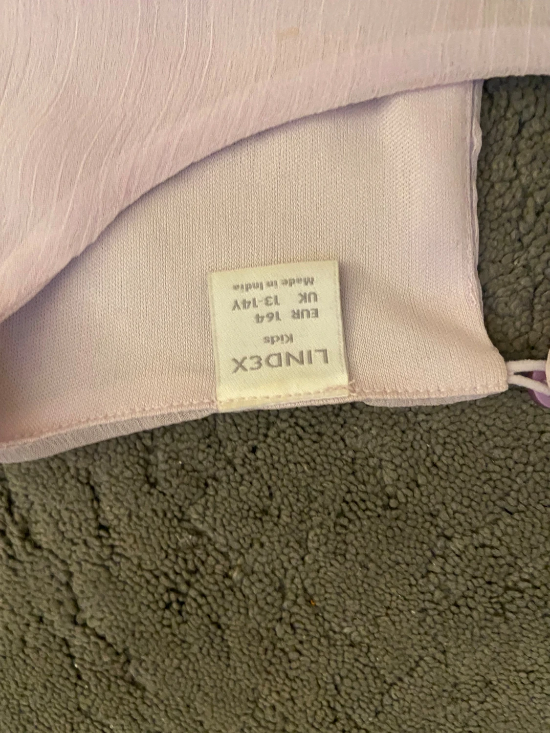 Ljuslila blus med långa ärmar från Lindex - 2