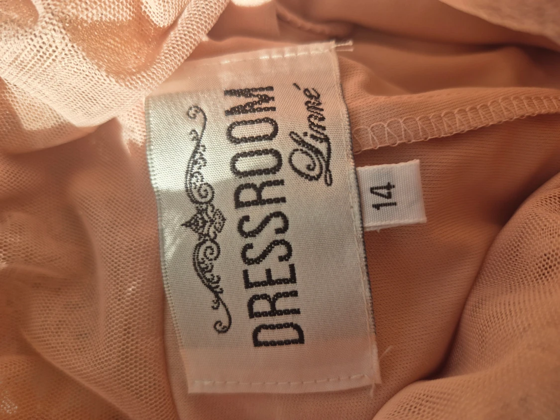 Ljusrosa spetsklänning Dressroom Linné - 5