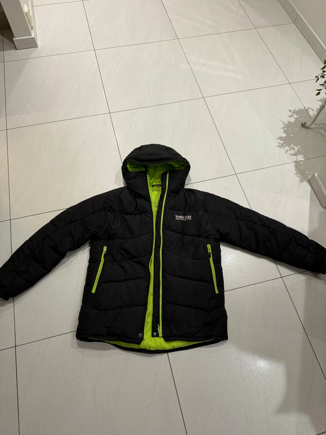 Svart pufferjacka Windy Peak L - 2