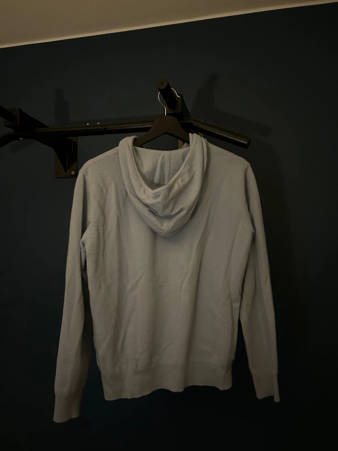 Ljusblå sayless hoodie  - 2